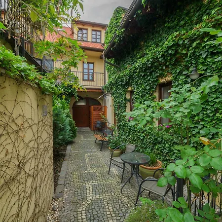 U Zámku Penzion Mělník