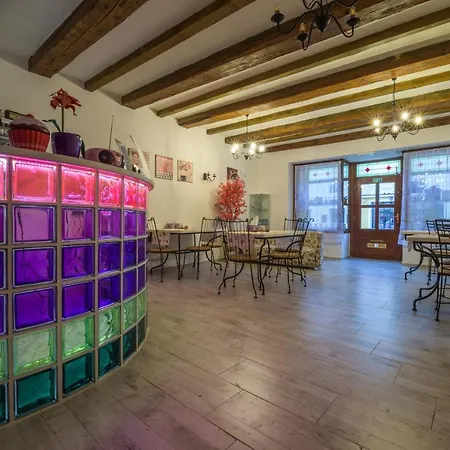 U Zámku Penzion Mělník